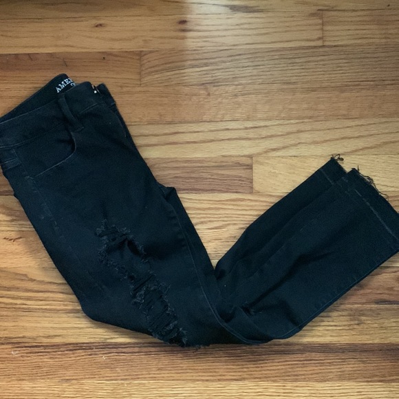 American Eagle Outfitters Denim - American Eagle Outfitters Jegging Cropped Ripped Skinny Jeans